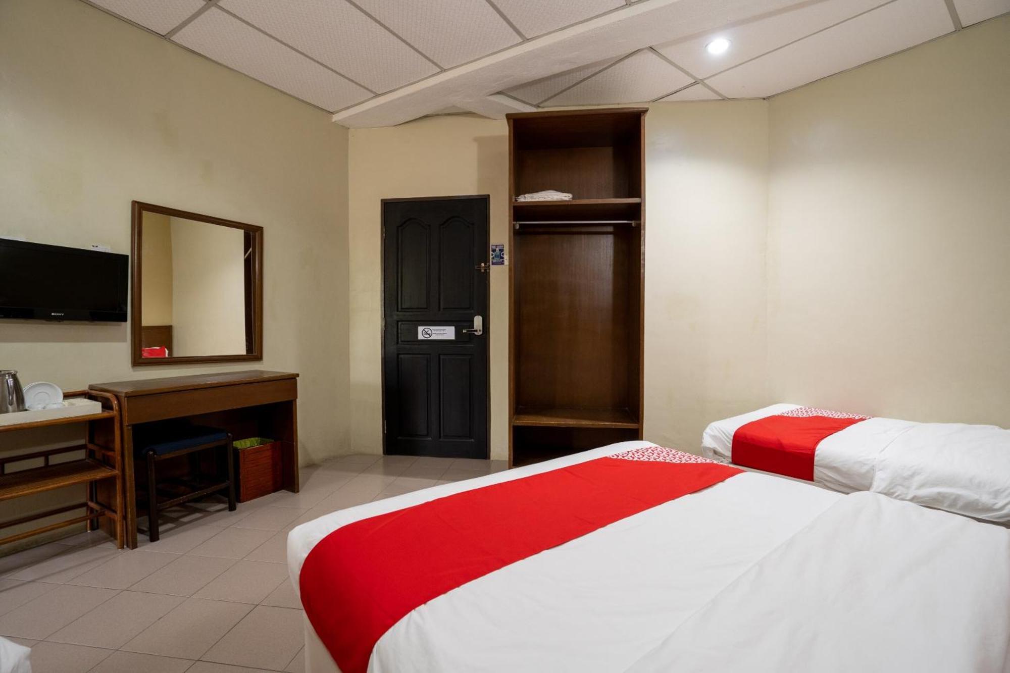 De Clinique Hotel Kampong Pasir Bogak Kültér fotó