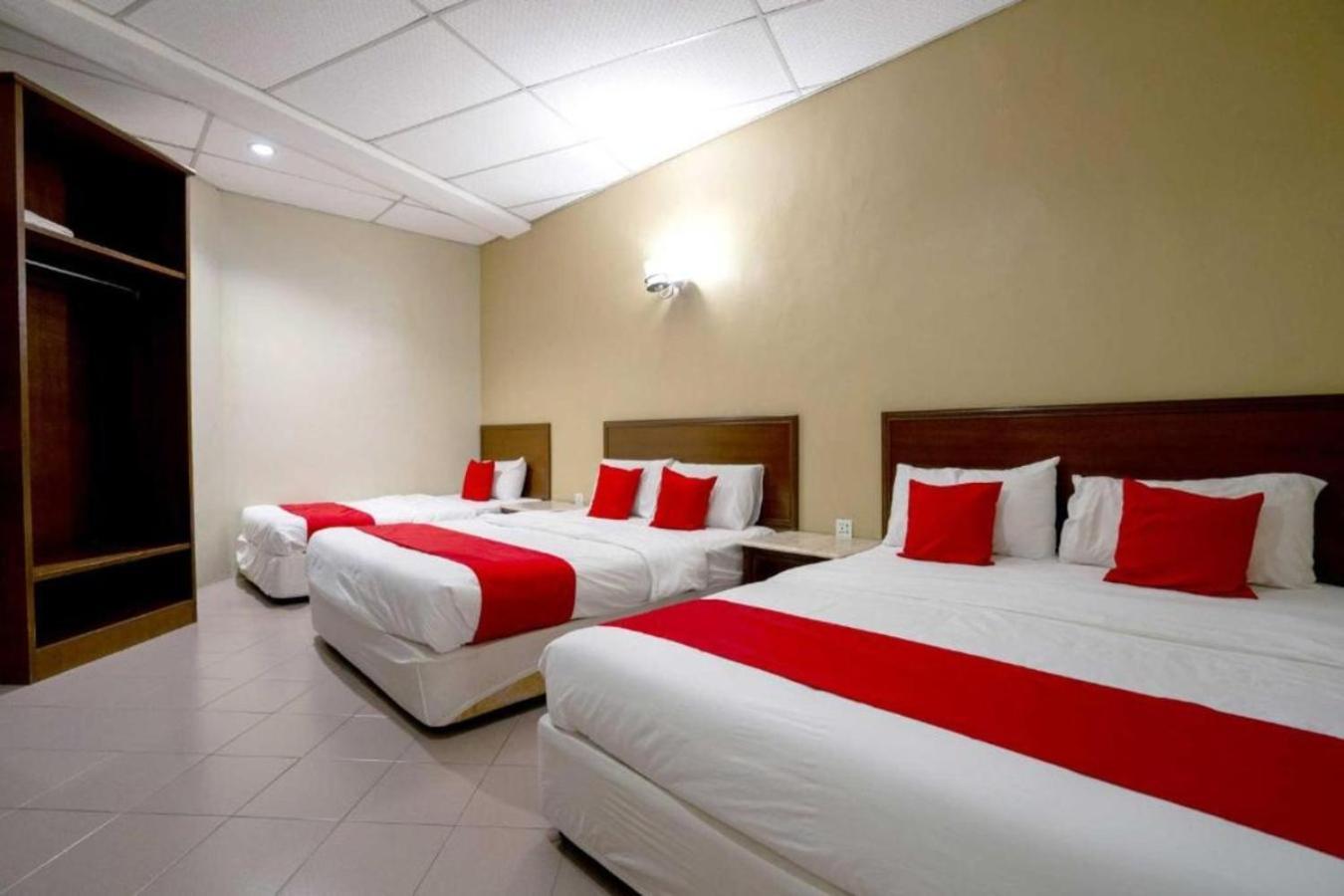 De Clinique Hotel Kampong Pasir Bogak Kültér fotó