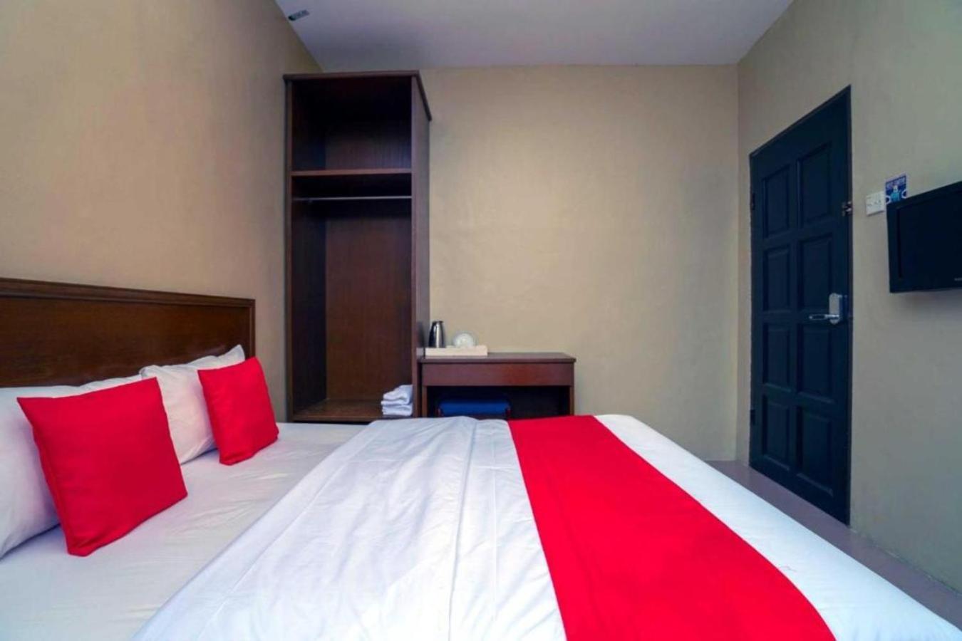 De Clinique Hotel Kampong Pasir Bogak Kültér fotó